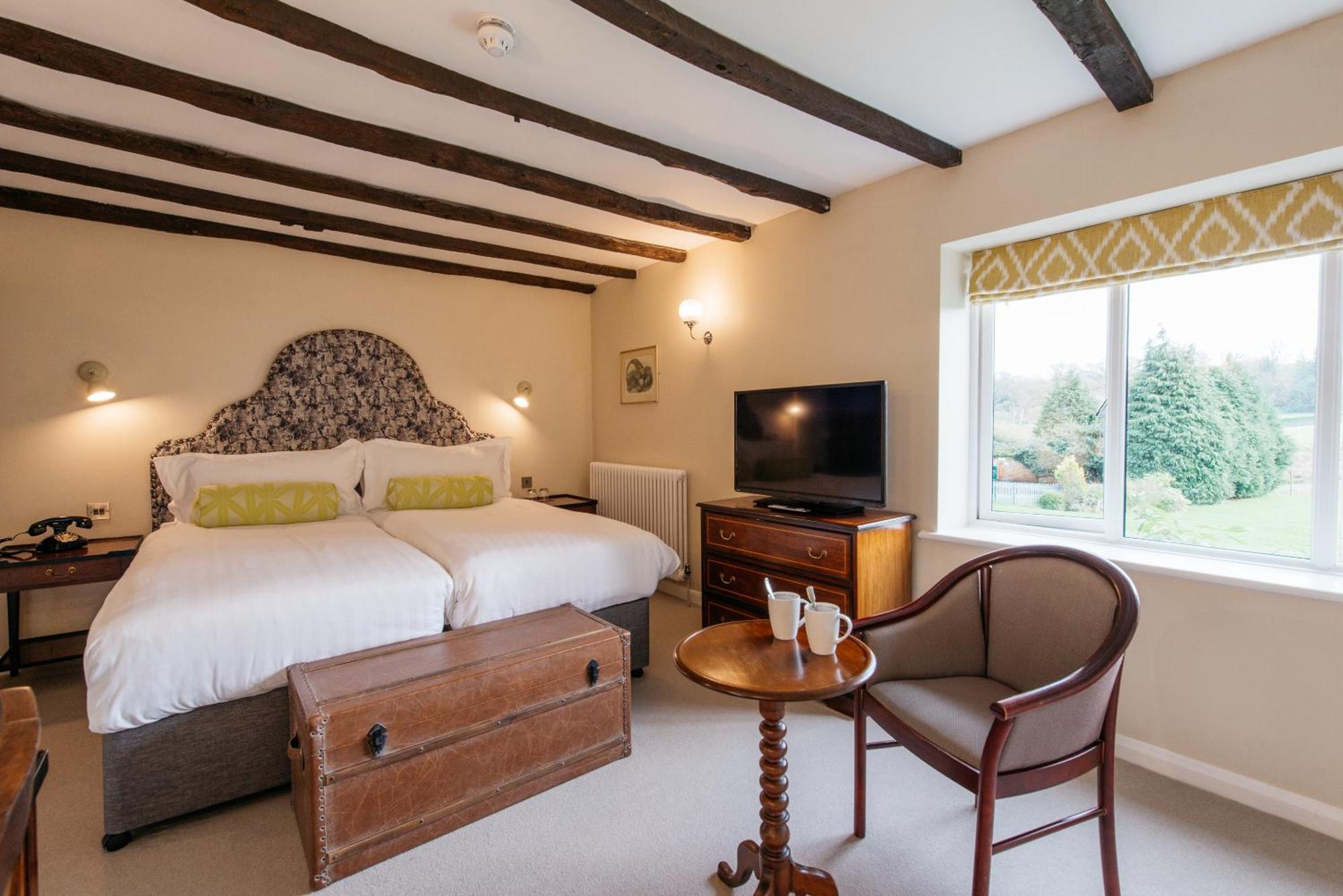 Burley Manor Hotel Bagian luar foto